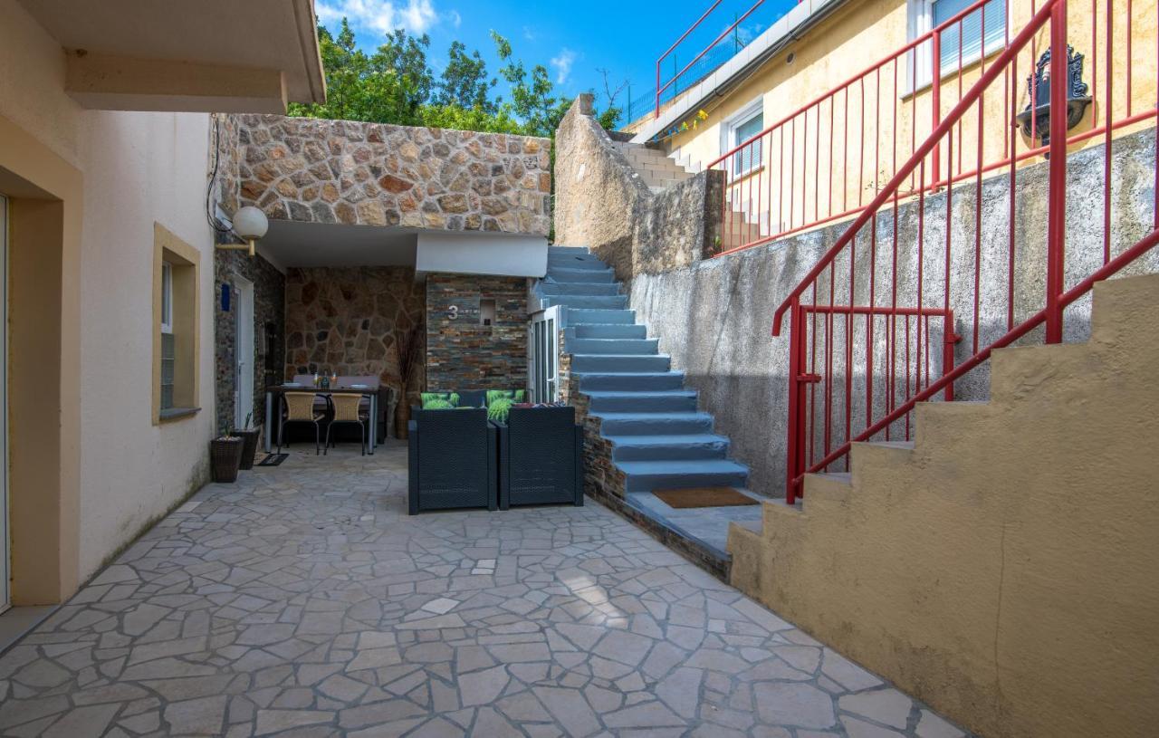 Apartmán Stone House Knez Vrbnik Exteriér fotografie